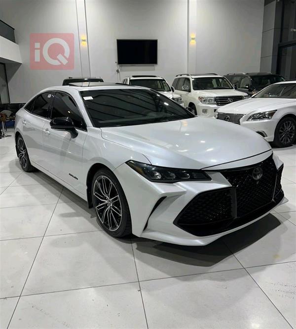 Toyota Avalon 2019 for sale in Iraq - Duhok